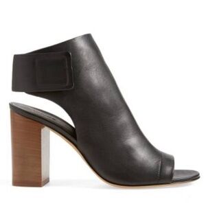 Vince sz 7 Faye Peep Toe Open Heel Bootie Open Toe Leather Casual Made Italy